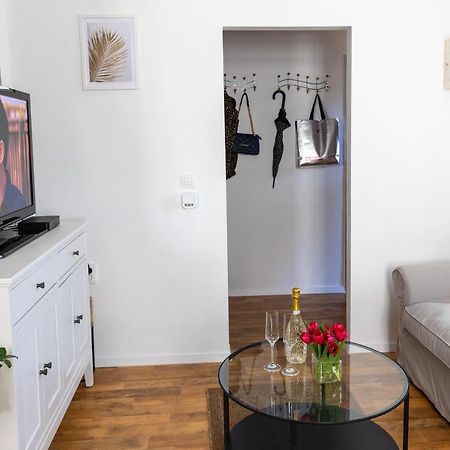 Republic Apartman Leilighet Baja Eksteriør bilde