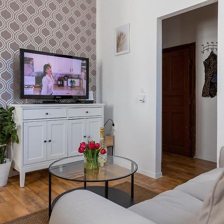 Republic Apartman Leilighet Baja Eksteriør bilde